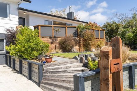 Photo of property in 14 Kempton Place, Richmond Heights, Taupo, 3330