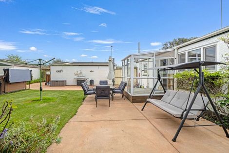 Photo of property in 15 Cleveland Street, Edgeware, Christchurch, 8013