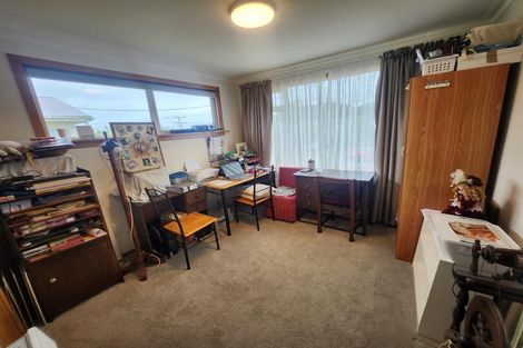 Photo of property in 14 Oxford Street, Holmes Hill, Oamaru, 9401