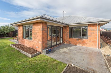 Photo of property in 6 Taiwhenua Street, Rangiora, 7400