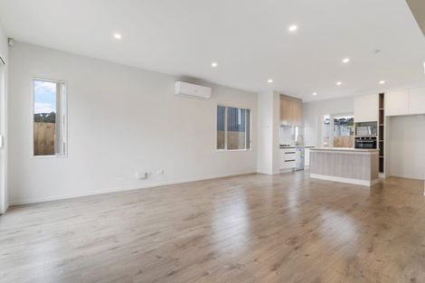 Photo of property in 5b Poruru Close, Papakura, 2110