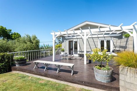Photo of property in 52 Saint Andrews Hill Road, Mount Pleasant, Christchurch, 8081