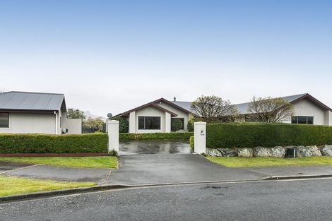 Photo of property in 1 Sunninghurst Drive, Fairfield, Dunedin, 9018