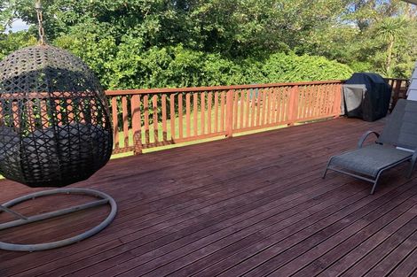 Photo of property in 10 Halswater Drive, Churton Park, Wellington, 6037