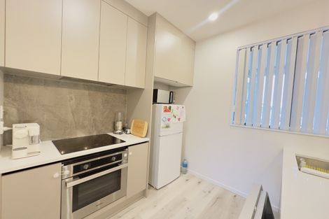 Photo of property in 12 Taiaha Street, Papakura, 2110