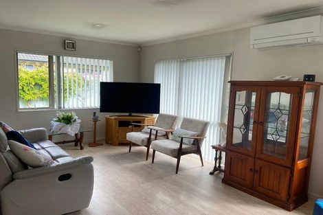 Photo of property in 3 Shrule Place, East Tamaki, Auckland, 2013