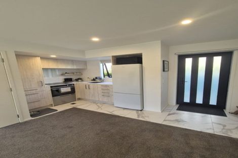 Photo of property in 9/45 Vera Road, Te Atatu South, Auckland, 0610