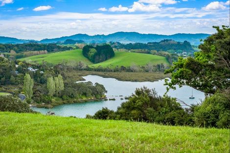 Photo of property in 16 Kanuka Road, Sandspit, Warkworth, 0982