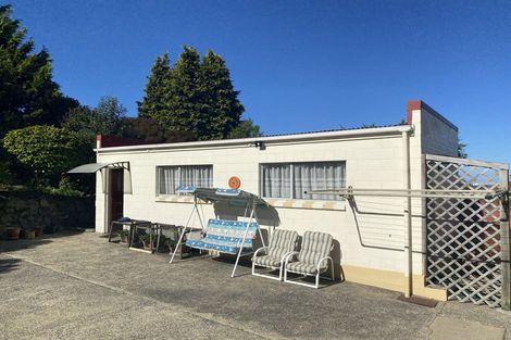 Photo of property in 16 Lisburn Avenue, Caversham, Dunedin, 9012