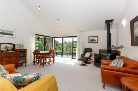 Photo of property in 10 Frank Frethey Place, Highlands Park, New Plymouth, 4312