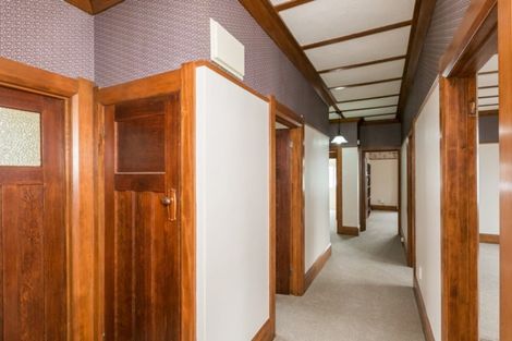 Photo of property in 78 Napier Terrace, Hospital Hill, Napier, 4110