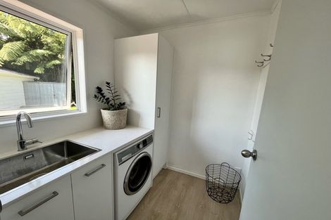 Photo of property in 9 Invercargill Drive, Kelson, Lower Hutt, 5010