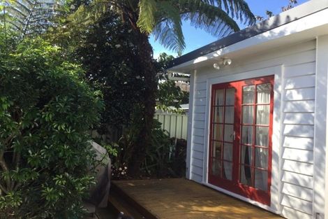 Photo of property in 533a Devonport Road, Tauranga South, Tauranga, 3112