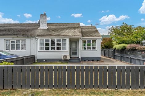 Photo of property in 4 Treadwell Street, Naenae, Lower Hutt, 5011