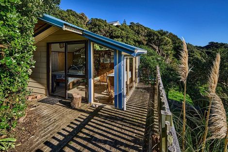 Photo of property in 43 Haunui Road, Pukerua Bay, 5026