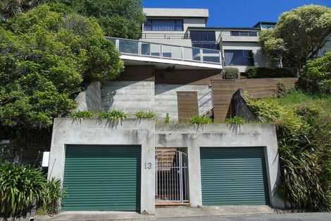 Photo of property in 13 Fortification Road, Karaka Bays, Wellington, 6022