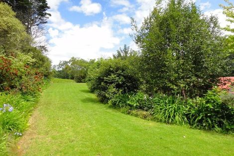 Photo of property in 931 State Highway 1, Oakleigh, Whangarei, 0171