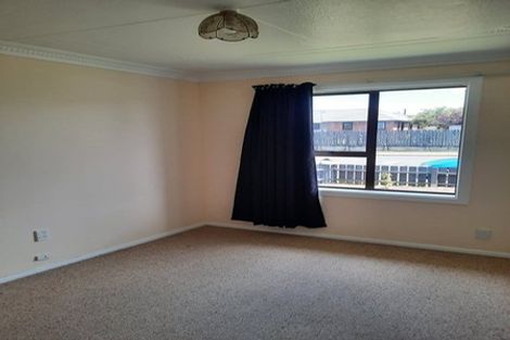 Photo of property in 214 Conyers Street, Strathern, Invercargill, 9812