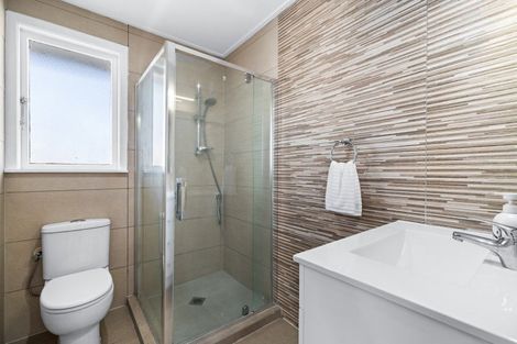 Photo of property in 1215a Norfolk Crescent, Mayfair, Hastings, 4122