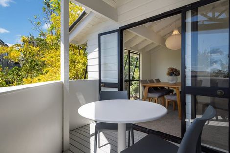 Photo of property in 1/20a Hauraki Road, Hauraki, Auckland, 0622