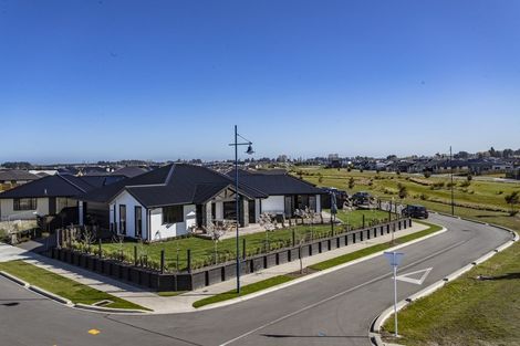 Photo of property in 48 Te Hurunui Drive, Pegasus, 7612
