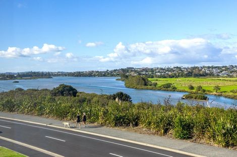 Photo of property in 134 Arran Point Parade, Orewa, 0931