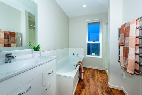 Photo of property in 106 Bridge Street, New Brighton, Christchurch, 8061