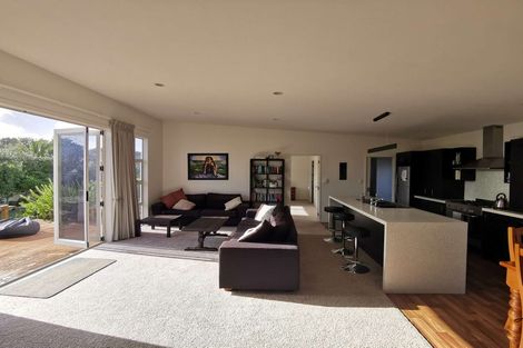 Photo of property in 44 Hunia Terrace, Himatangi Beach, Foxton, 4891