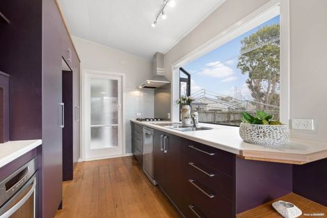 Photo of property in 49 Tiraumea Drive, Pakuranga, Auckland, 2010