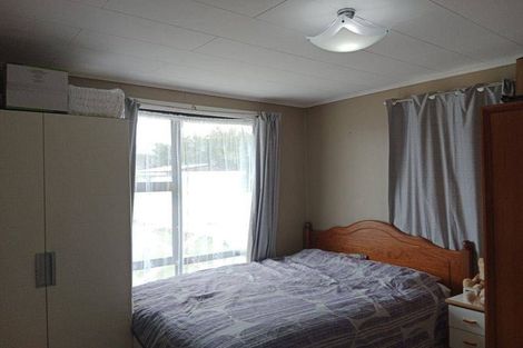 Photo of property in 12 Ussher Place, Pakuranga Heights, Auckland, 2010