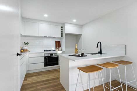 Photo of property in 35c Royton Avenue, Mangere East, Auckland, 2024