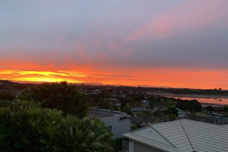 Photo of property in 36 Downing Place, Welcome Bay, Tauranga, 3112