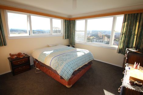 Photo of property in 12 Selwyn Street, South Hill, Oamaru, 9400