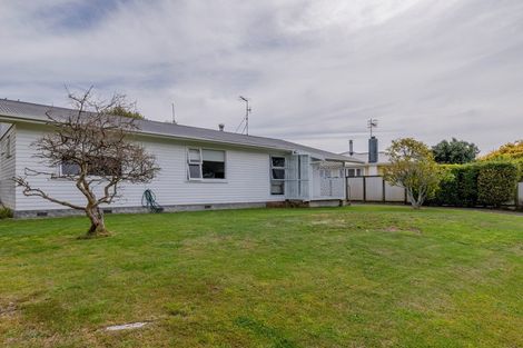 Photo of property in 13 Awatea Avenue, Paraparaumu, 5032