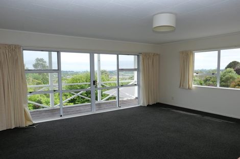 Photo of property in 16 Kotare Street, Waikanae, 5036