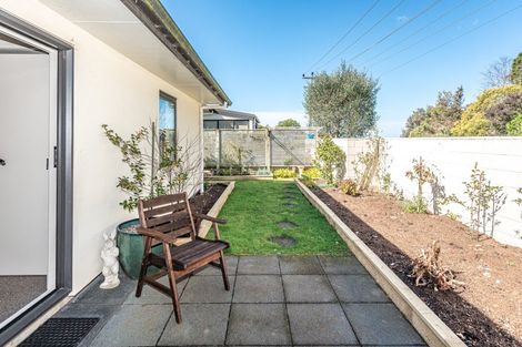 Photo of property in Caversham Park, 2/7 Caversham Road, Westmere, Whanganui, 4501