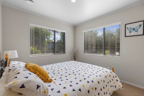 Photo of property in 28 Webb Place, Papamoa Beach, Papamoa, 3118