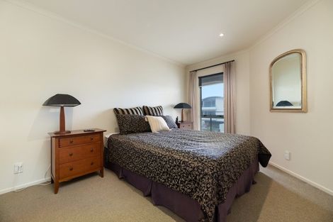 Photo of property in 308/178 Marine Parade, Mount Maunganui, 3116