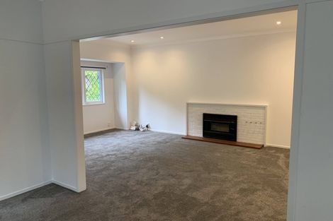 Photo of property in 374 Upper Harbour Drive, Greenhithe, Auckland, 0632