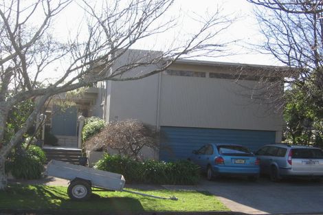 Photo of property in 23 Surrey Crescent, Hokowhitu, Palmerston North, 4410
