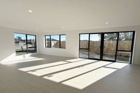 Photo of property in 64 Bill Hammond Drive, Belfast, Christchurch, 8051