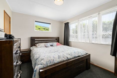 Photo of property in 27 Kent Street, Picton, 7220