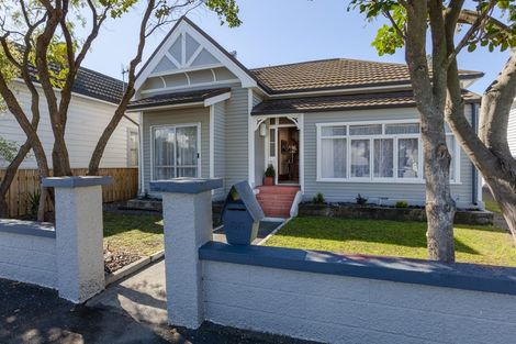 Photo of property in 86 Mcgrath Street, Napier South, Napier, 4110