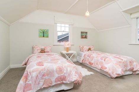 Photo of property in 5 Falkland Street, Maori Hill, Dunedin, 9010