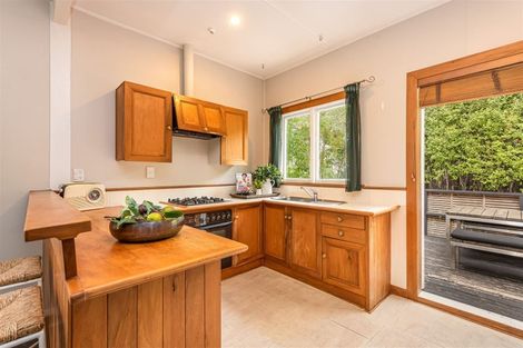 Photo of property in 16 Ford Road, Opawa, Christchurch, 8023