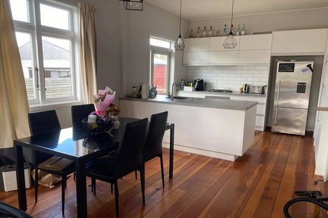 Photo of property in 82 Te Aroha Street, Hamilton East, Hamilton, 3216