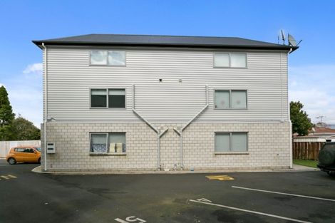 Photo of property in 2/7 Snead Place, Hamilton East, Hamilton, 3216