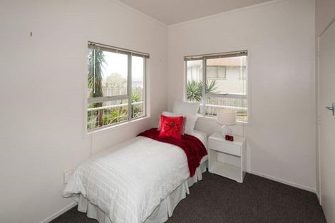 Photo of property in 9a Toroa Street, Torbay, Auckland, 0630