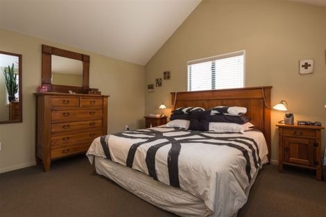 Photo of property in 1/20 Makora Street, Fendalton, Christchurch, 8041