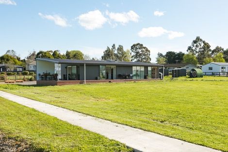 Photo of property in 20 White Road, Otane, 4202